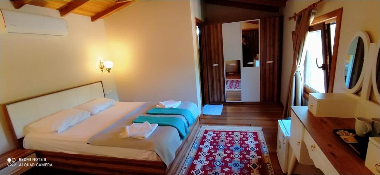 Secret Garden Hotel & Bungalows Чирали Екстериор снимка