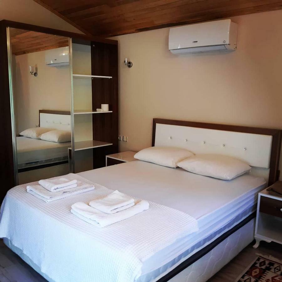 Secret Garden Hotel & Bungalows Чирали Екстериор снимка